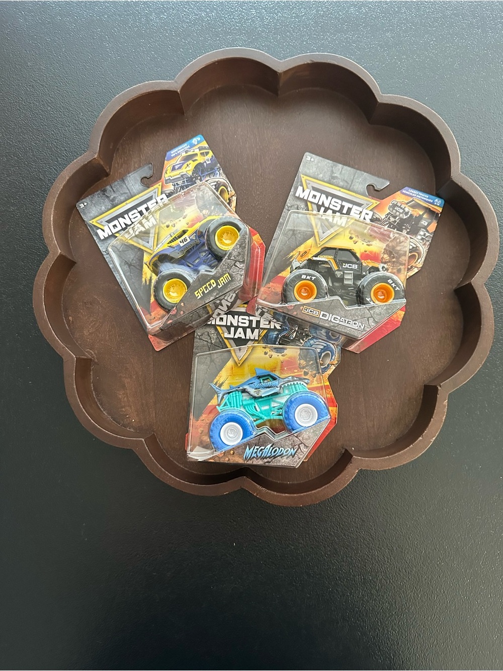 Monster Jam Monster Trucks ~ Speed Jam, JCB Digatron & Megalodon
